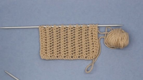 Двухсторонние узоры для шарфов с наглядными схемами